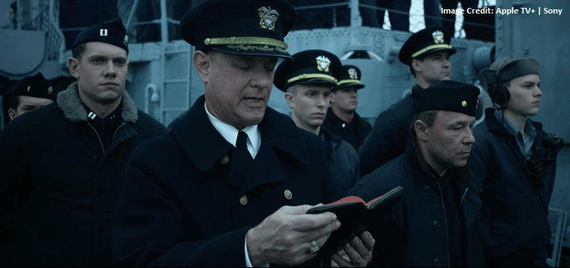 Captain Krause with his crew - Greyhound 2020 - Apple TV+, Sony