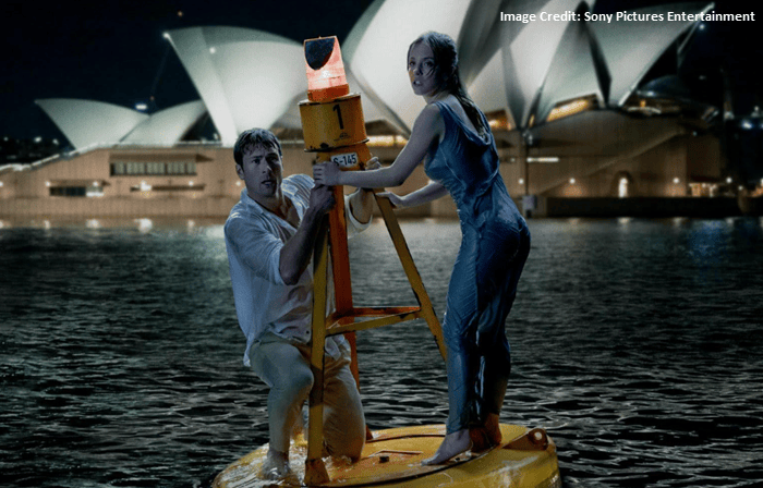 Ben and Bae near Sydney Opera House - Anyone But You 2023 - Sony Pictures Entertainment